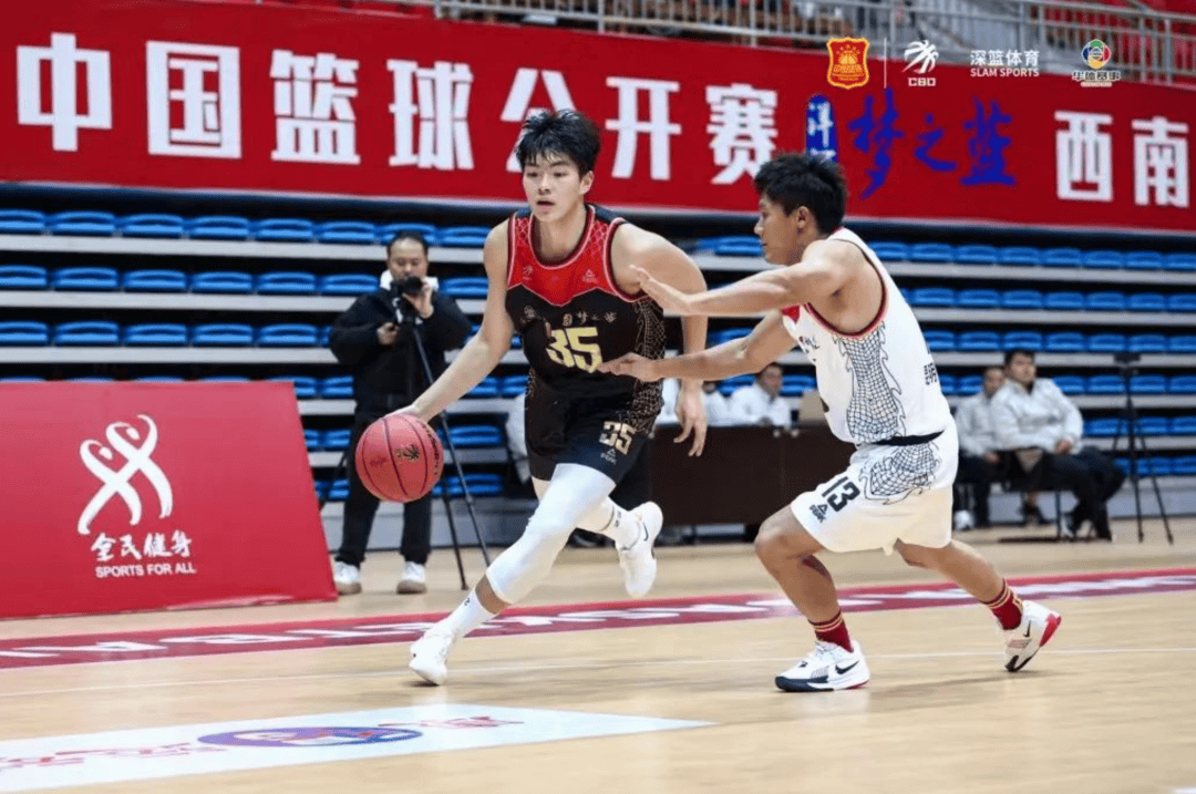 安徽男篮球员素质不断提升，队伍整体调整的简单介绍
